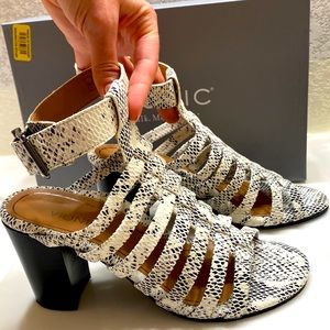 Vionic heels